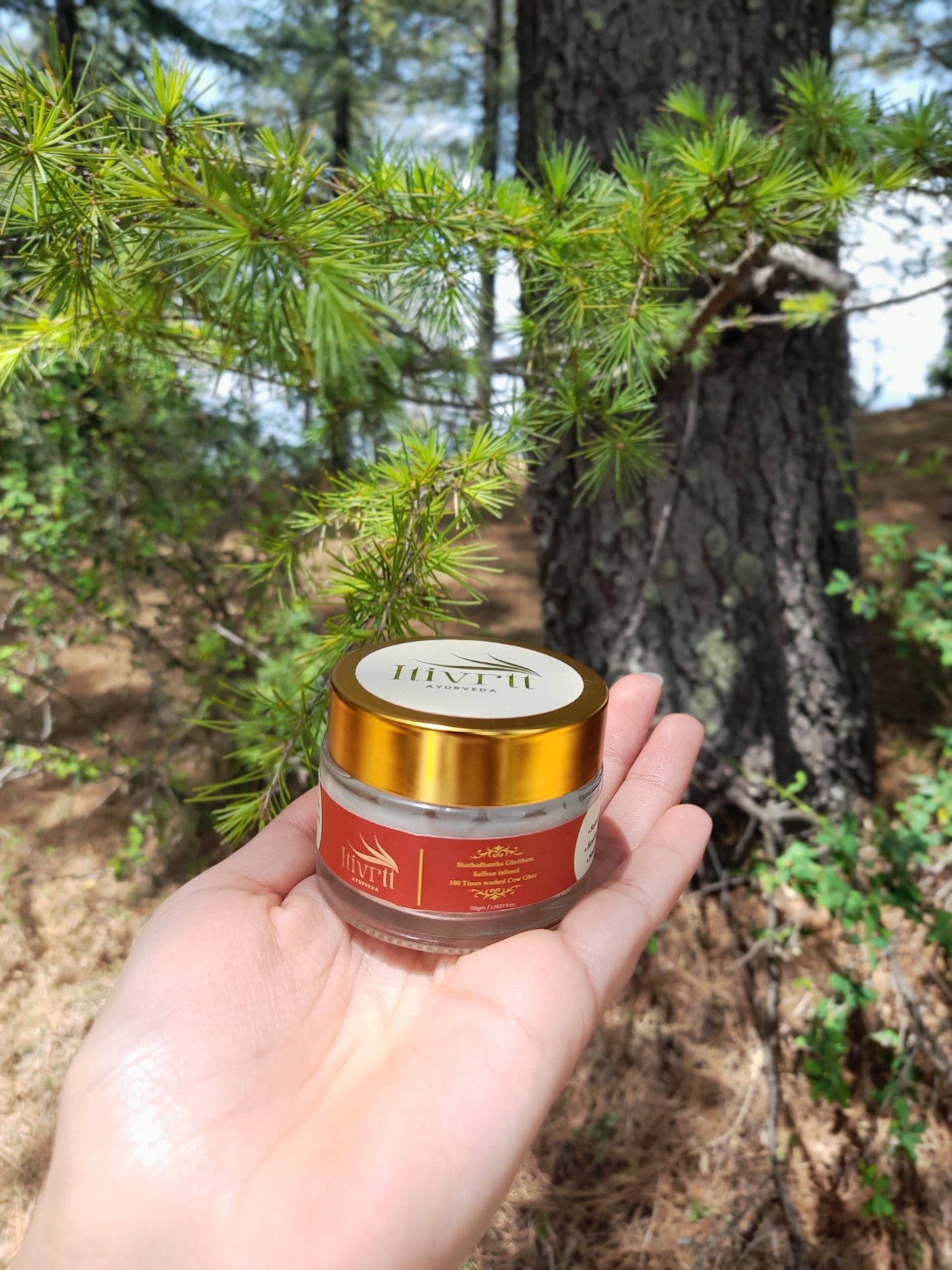 SHATADHAUTA GHRITHAM | Saffron infused 100 times washed cow ghee| Skin Repair Emollient|